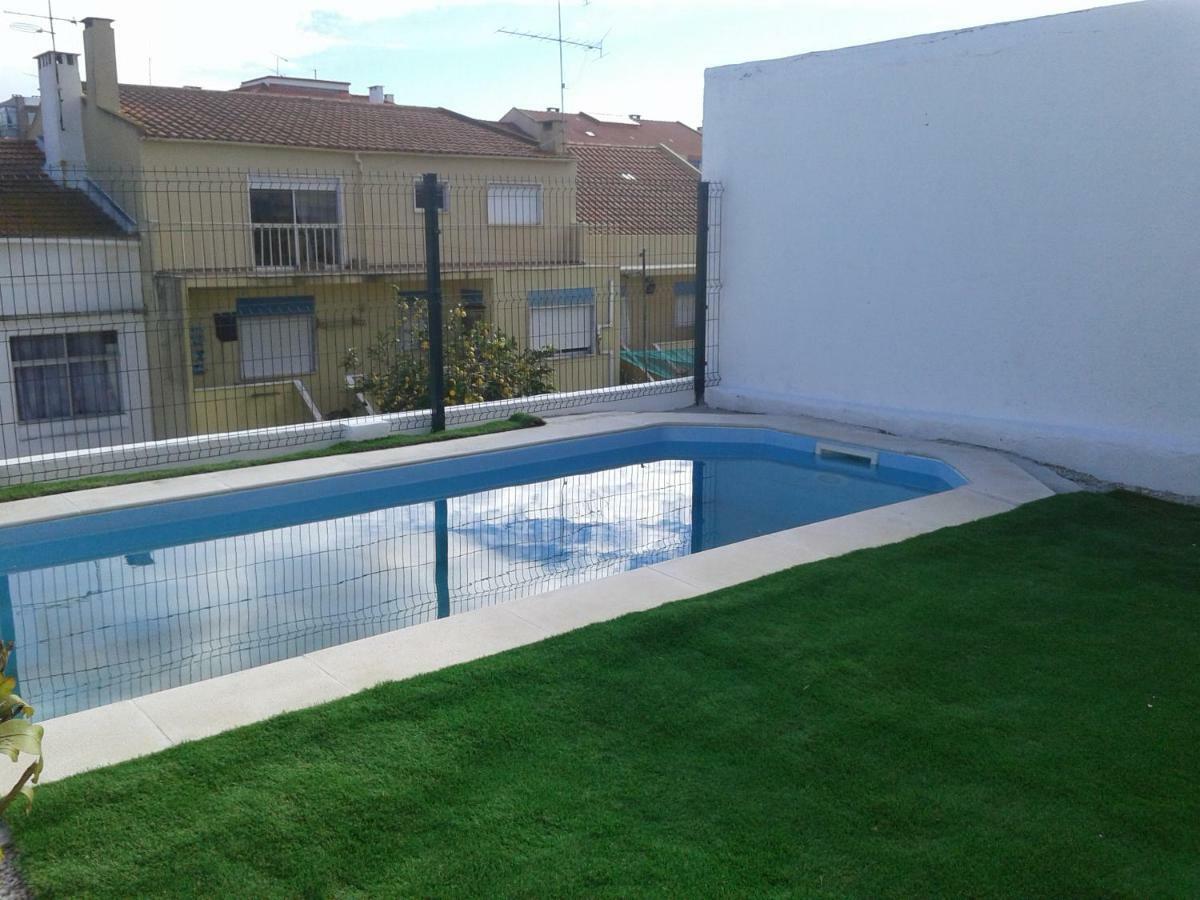 Bem Me Quer Apartment อัลมาดา ภายนอก รูปภาพ